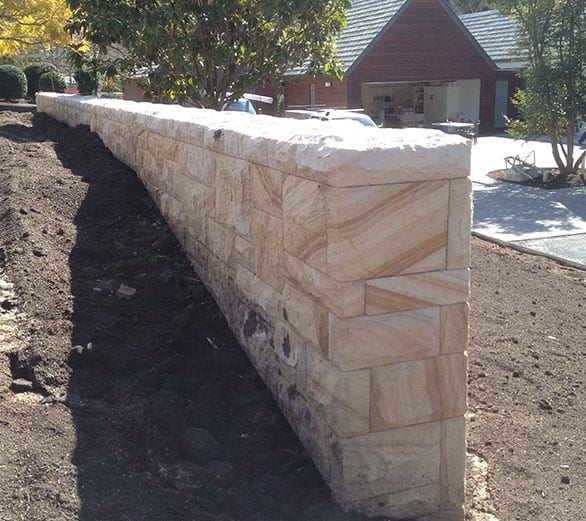 Retaining-wall