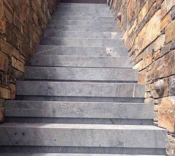 steps